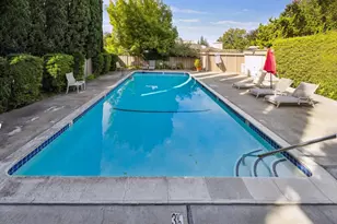 64 Los Altos Square, Los Altos, CA 94022 - Photo 20