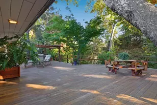 20510 Brookwood Ln, Saratoga, CA 95070 - Photo 32