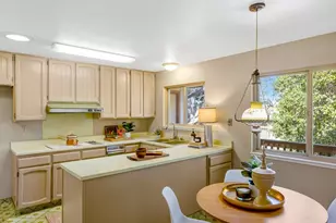 25 Los Encinos Dr, Del Rey Oaks, CA 93940 - Photo 6