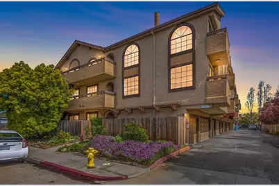 711 S Bayshore Blvd 23, San Mateo, CA 94401 - Photo 1