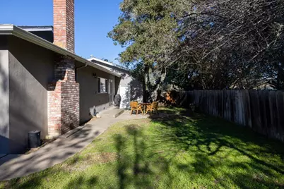 15410 Oak Hills Dr, Salinas, CA 93907 - Photo 32
