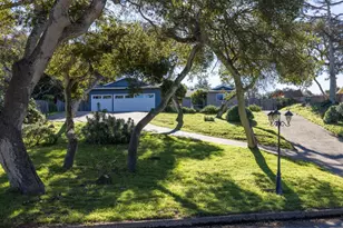 15410 Oak Hills Dr, Salinas, CA 93907 - Photo 44