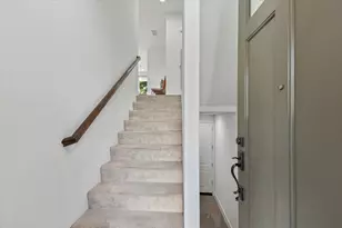 2041 Atlas Loop, Mountain View, CA 94043 - Photo 16