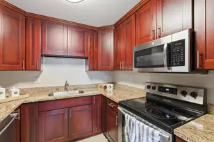 2425 S Norfolk St 102, San Mateo, CA 94403 - Photo 10