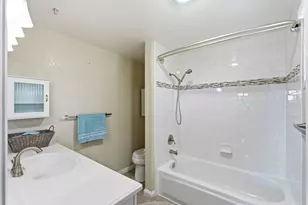 2425 S Norfolk St 102, San Mateo, CA 94403 - Photo 14