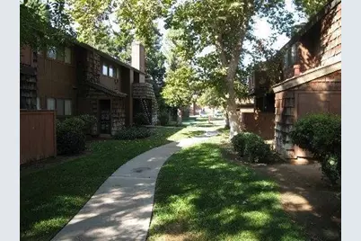 4860 E Lane Ave 104, Fresno, CA 93727 - Photo 4