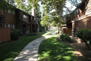 4860 E Ln Ave 104, Fresno, CA 93727 - Photo 4