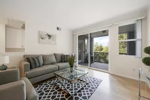 1982 W Bayshore Rd 223, East Palo Alto, CA 94303 - Photo 4