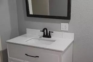 1534 Bay Meadows Dr, Modesto, CA 95350 - Photo 22