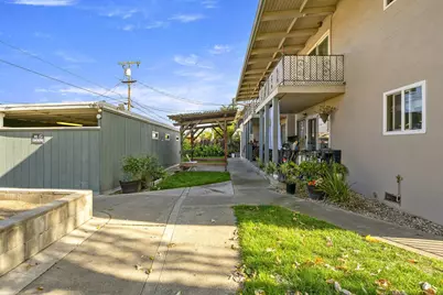 1799 Bradford Way, San Jose, CA 95124 - Photo 10