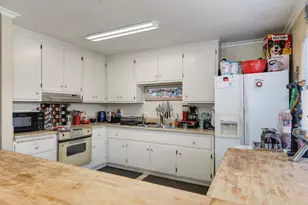 8394 Peek Cir, Mokelumne Hill, CA 95245 - Photo 14