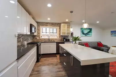 1054 Fleetwood Dr, San Jose, CA 95120 - Photo 12