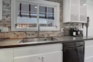 1054 Fleetwood Dr, San Jose, CA 95120 - Photo 10