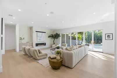 20388 Hill Ave, Saratoga, CA 95070 - Photo 16