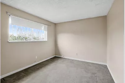 290 Zurich, Watsonville, CA 95076 - Photo 20