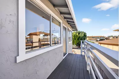 18848 Eisenhower St, Salinas, CA 93906 - Photo 2