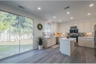 327 Rhine Ct, Salinas, CA 93906 - Photo 10