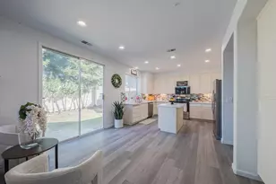 327 Rhine Ct, Salinas, CA 93906 - Photo 14