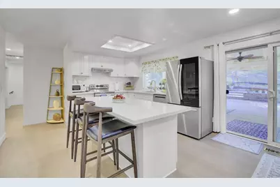 17411 Holiday Dr, Morgan Hill, CA 95037 - Photo 14