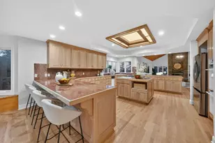 22334 Regnart Rd, Cupertino, CA 95014 - Photo 18