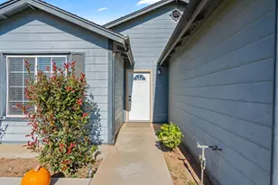 827 Terraza St, Soledad, CA 93960 - Photo 2