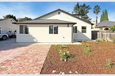 2229 Pulgas Ave, East Palo Alto, CA 94303 - Photo 1