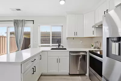 27492 Ponderosa Ct, Hayward, CA 94545 - Photo 6