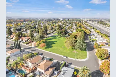 5510 Dunsburry Way, San Jose, CA 95123 - Photo 32