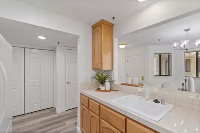 576 W Parr Ave 1, Los Gatos, CA 95032 - Photo 10