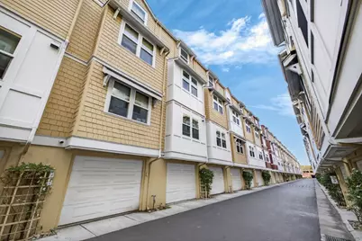 213 Cahill Park Dr, San Jose, CA 95126 - Photo 32