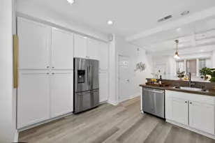 213 Cahill Park Dr, San Jose, CA 95126 - Photo 14