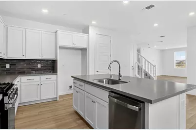 5716 Lake Club Dr, Fairfield, CA 94533 - Photo 10