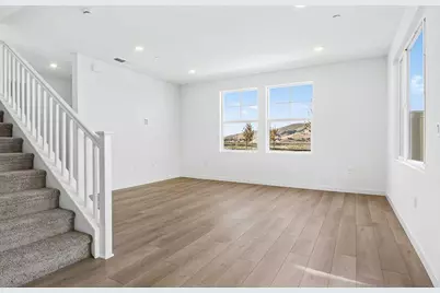 5716 Lake Club Dr, Fairfield, CA 94533 - Photo 6