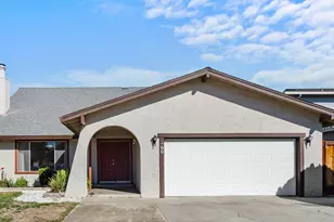 60 Knight Ln, Hollister, CA 95023 - Photo 1