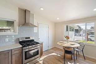 13861 Highwood Dr, San Jose, CA 95127 - Photo 12