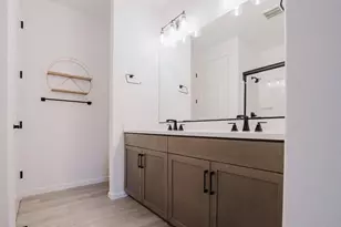 554 Pleasant Dr, Lathrop, CA 95330 - Photo 26