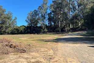 319 Echo Valley Rd, Salinas, CA 93907 - Photo 10