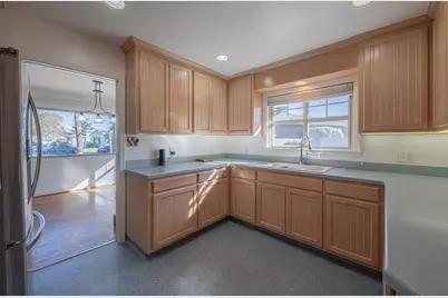 194 Riker Ter, Salinas, CA 93901 - Photo 12