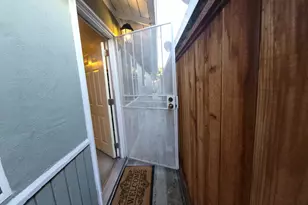 512 Hurlingame Ave, Redwood City, CA 94063 - Photo 4