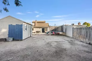 1635 Cherokee Dr, Salinas, CA 93906 - Photo 30