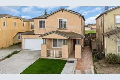 359 Barolo Cir, Greenfield, CA 93927 - Photo 2