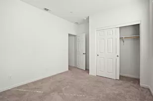 8189 Scrimshaw Wy, Sacramento, CA 95829 - Photo 22