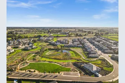 8189 Scrimshaw Way, Sacramento, CA 95829 - Photo 42