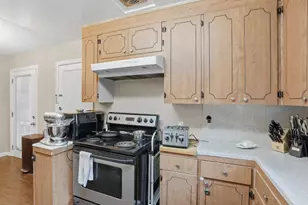 1908 Cooley Ave, East Palo Alto, CA 94303 - Photo 16