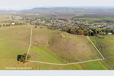 15 Stephens Dr, San Juan Bautista, CA 95045 - Photo 1