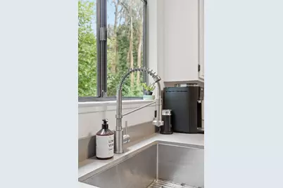 2343 Arrowhead Dr, Oakland, CA 94611 - Photo 14