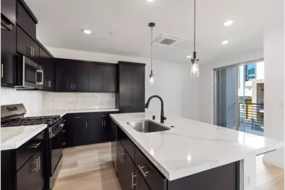 6710 Optimum Loop, San Jose, CA 95119 - Photo 8