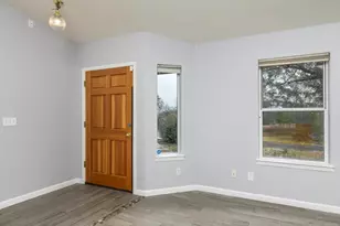 41508 Roaring River Ct, Coarsegold, CA 93614 - Photo 32