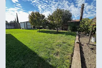 831 El Pinal Ln, Los Banos, CA 93635 - Photo 10