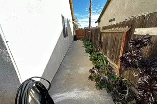 831 El Pinal Ln, Los Banos, CA 93635 - Photo 6